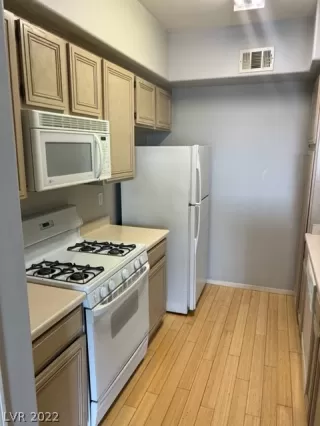 Photo #1: 2426362 Listing