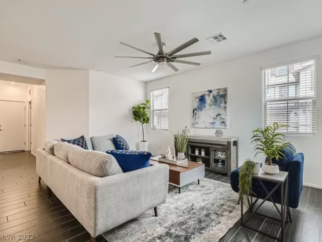 MLS: 2426444 Condo For Sale