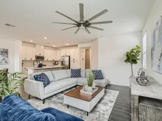 Photo #1: 2426444 Listing 