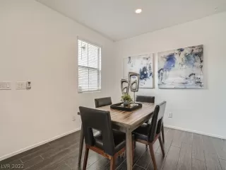 Photo #5: 2426444 Listing 