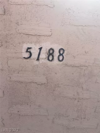 Photo #1: 2426462 Listing 