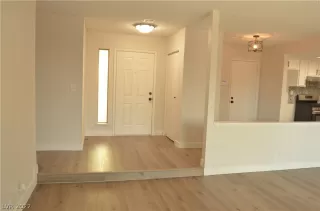 Photo #5: 2426465 Listing 