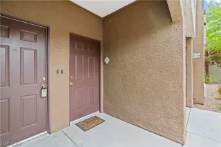 Photo #3: 2426469 Listing 