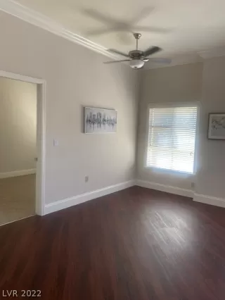 Photo #4: 2426500 Listing 