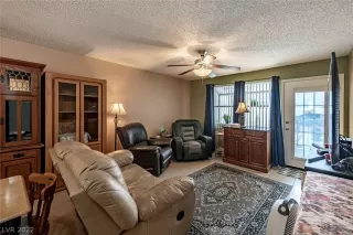 Photo #2: 2426503 Listing