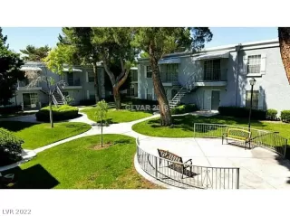 Photo #1: 2426509 Listing 