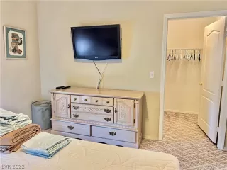 Photo #6: 2426510 Listing 