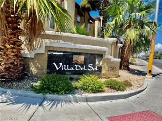 Photo #1: 2426551 Listing