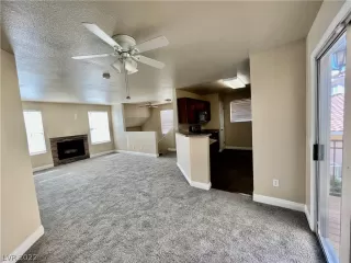 Photo #4: 2426551 Listing