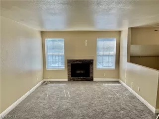 Photo #5: 2426551 Listing