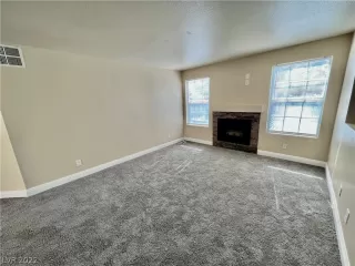 Photo #6: 2426551 Listing