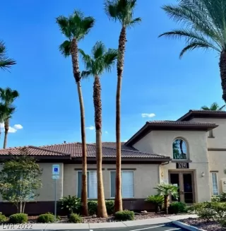 Photo #3: 2426620 Listing