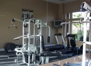 Photo #5: 2426620 Listing