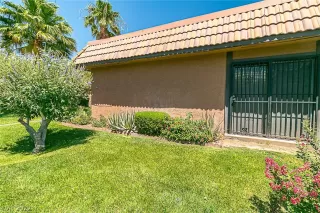 Photo #2: 2426708 Listing