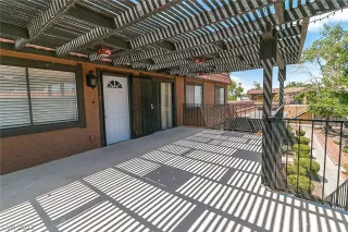 Photo #5: 2426708 Listing