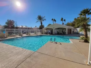 Photo #2: 2426768 Listing 