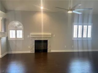 Photo #4: 2426805 Listing 