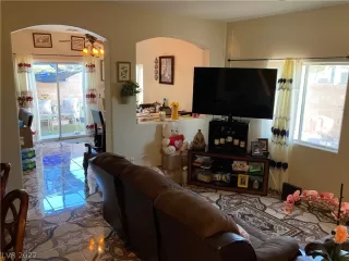 Photo #1: 2426820 Listing 