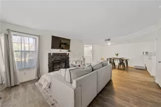 Photo #3: 2426843 Listing 