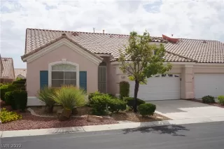 Photo #1: 2426872 Listing 