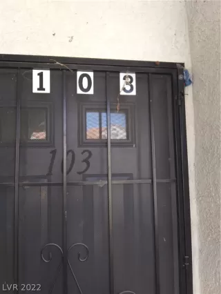 Photo #3: 2426913 Listing 