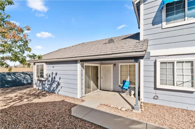 MLS: 2426927 Condo For Sale