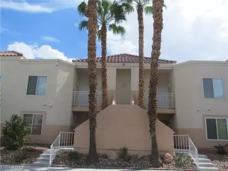 Photo #2: 2426937 Listing 