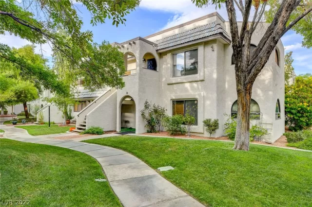 MLS: 2426966 Condo For Sale