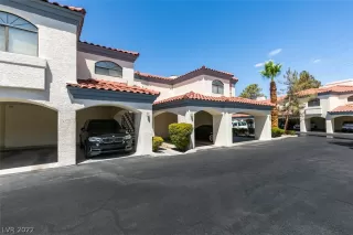 Photo #1: 2426994 Listing