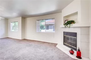 Photo #1: 2427103 Listing