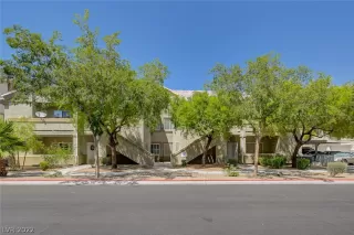 Photo #1: 2427118 Listing 