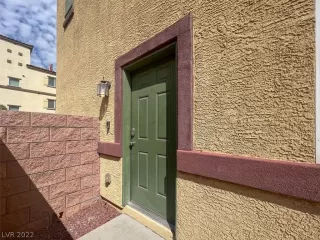 Photo #3: 2427124 Listing 