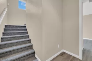 Photo #4: 2427124 Listing 