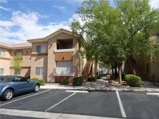 Photo #2: 2427126 Listing