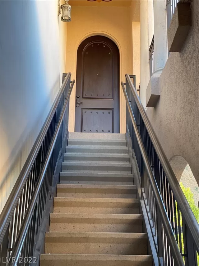 MLS: 2427138 Condo For Sale