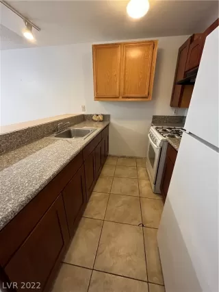 Photo #1: 2427153 Listing 