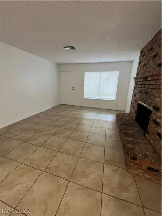 Photo #3: 2427153 Listing 