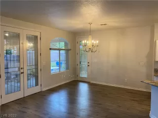 Photo #1: 2427190 Listing 