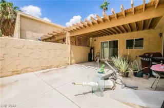Photo #3: 2427214 Listing