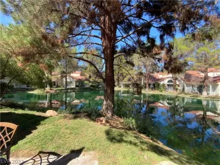 Photo #3: 2427266 Listing 