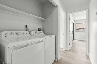 Photo #5: 2427301 Listing 