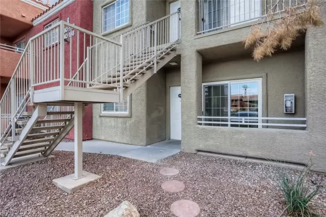 MLS: 2427380 Condo For Sale