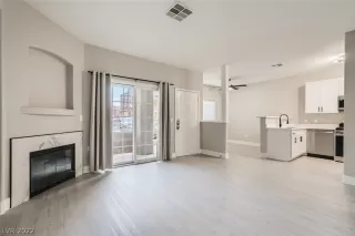 Photo #5: 2427380 Listing 