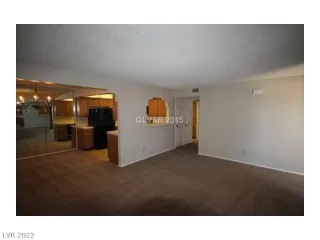 Photo #3: 2427462 Listing 