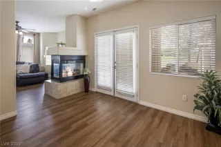 Photo #6: 2427478 Listing