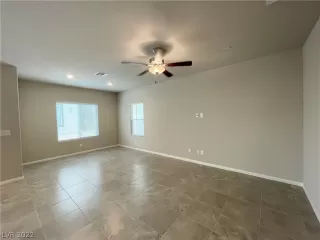 Photo #2: 2427532 Listing 