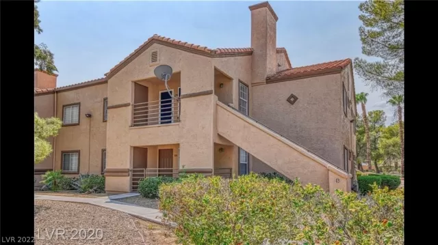 MLS: 2427544 Condo For Sale