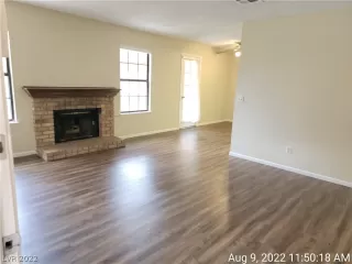 Photo #1: 2427553 Listing 