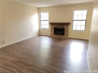 Photo #2: 2427553 Listing 