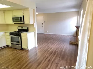 Photo #5: 2427553 Listing 